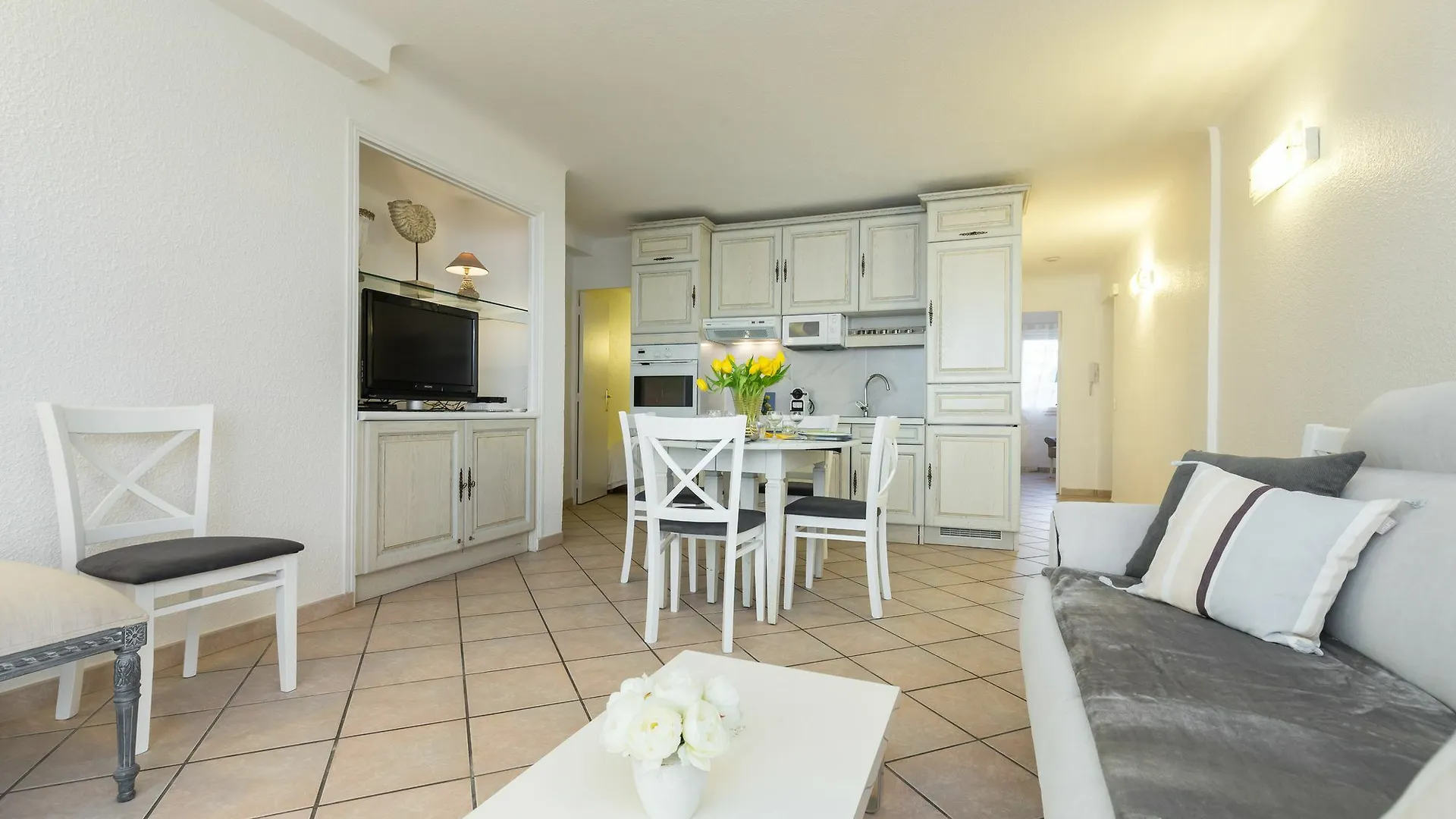 Palais Des Fleurs Appartement Cannes