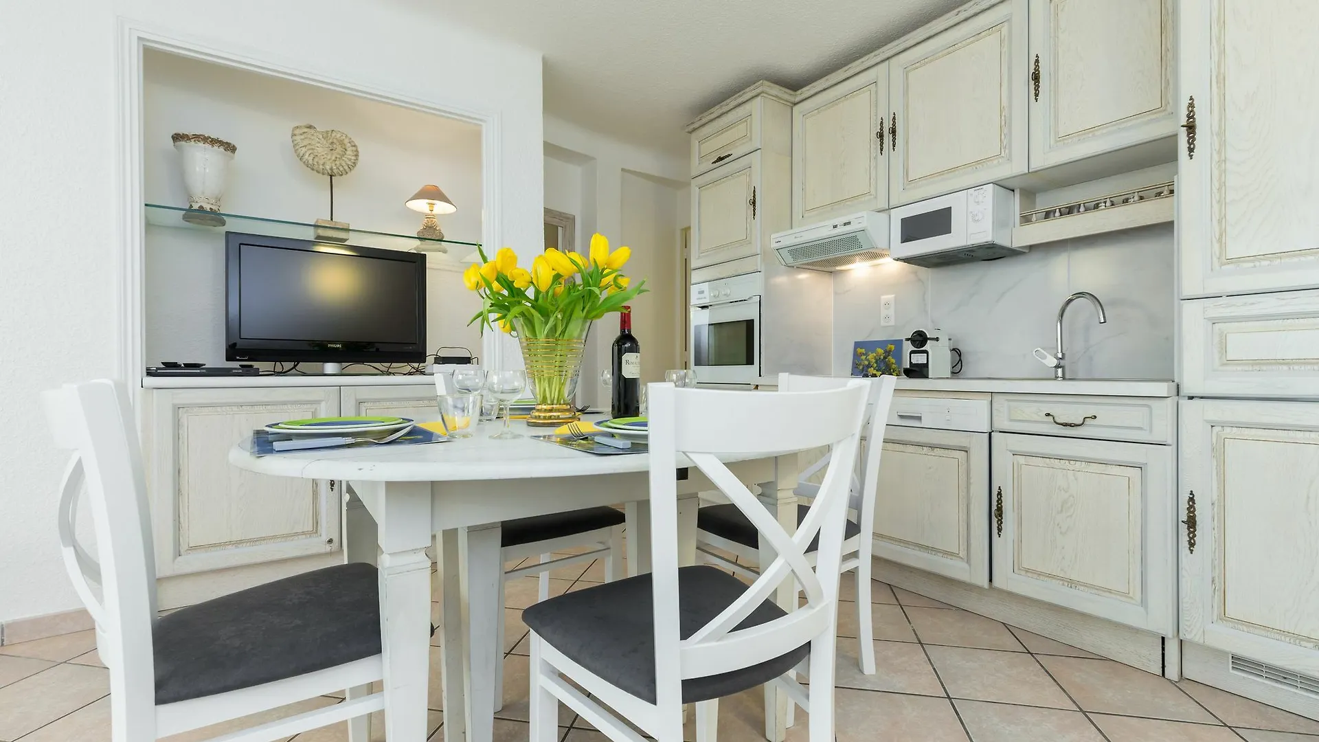 Palais Des Fleurs Apartment Cannes